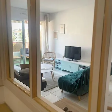 Apartament Le Louvre - Balcon + Parking - Classe 2 * *