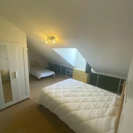 Apartament Le Louvre - Balcon + Parking - Classe 2 *
