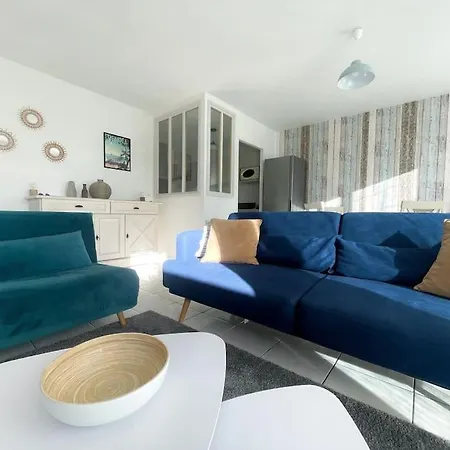 Le Louvre - Balcon + Parking - Classe 2 * Apartament *